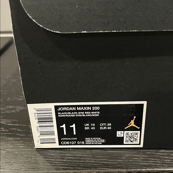 Jordan Maxin 200 Black/Red/White Athletic Shoes Men Size 11 - Picture 7 of 8